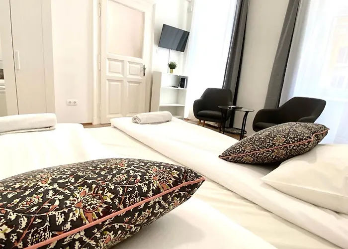 Lonyay Apartamento *